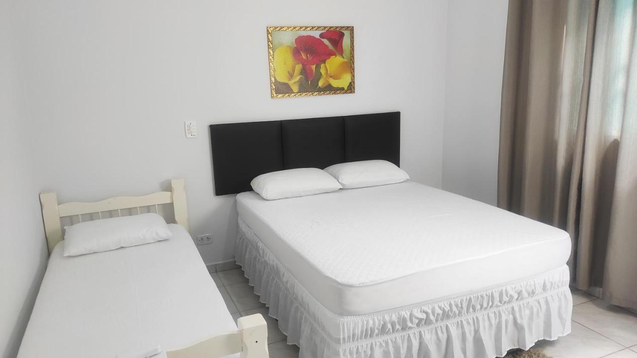 Mar Dos Sonhos Suites Ubatuba Bagian luar foto